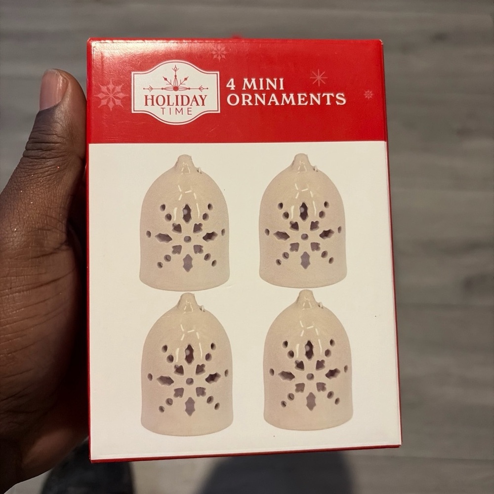 Holiday Time Beige Mini Ornaments